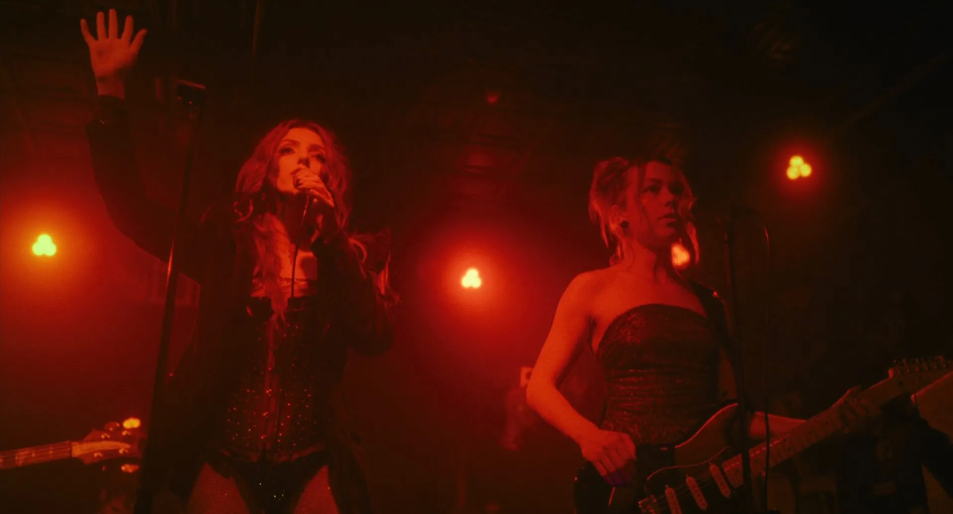 I Saw the TV Glow 2024 Hindi Dual Audio WEB-DL 720p – 480p – 1080p