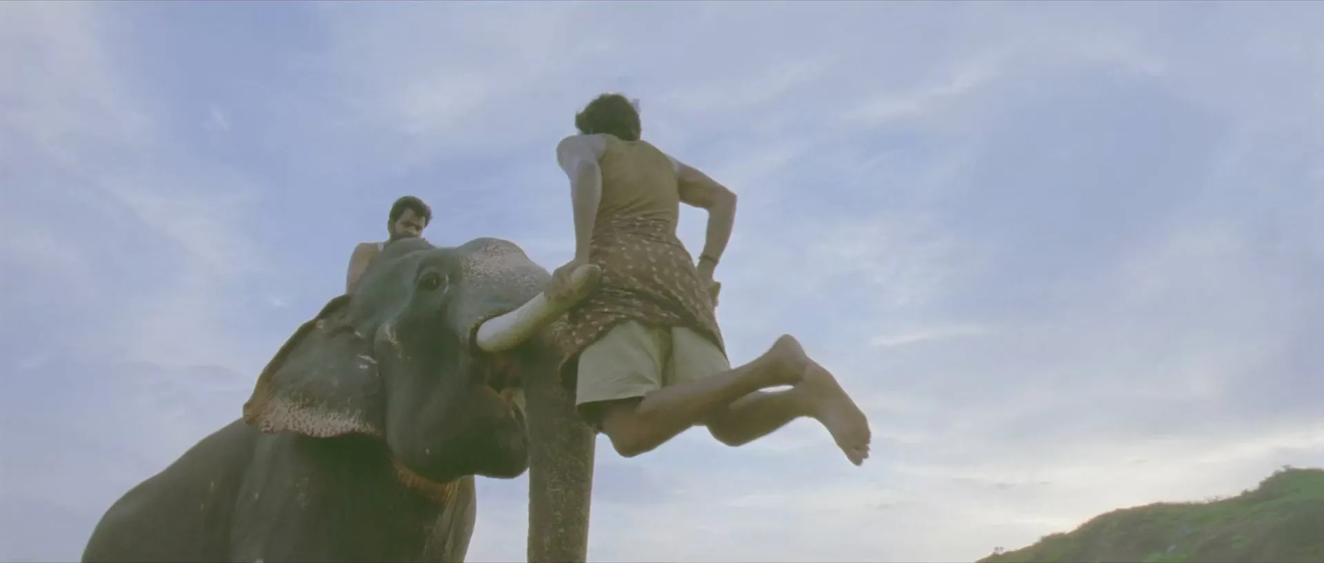 Kumki 2012 Tamil WEBRip 720p – 480p – 1080p