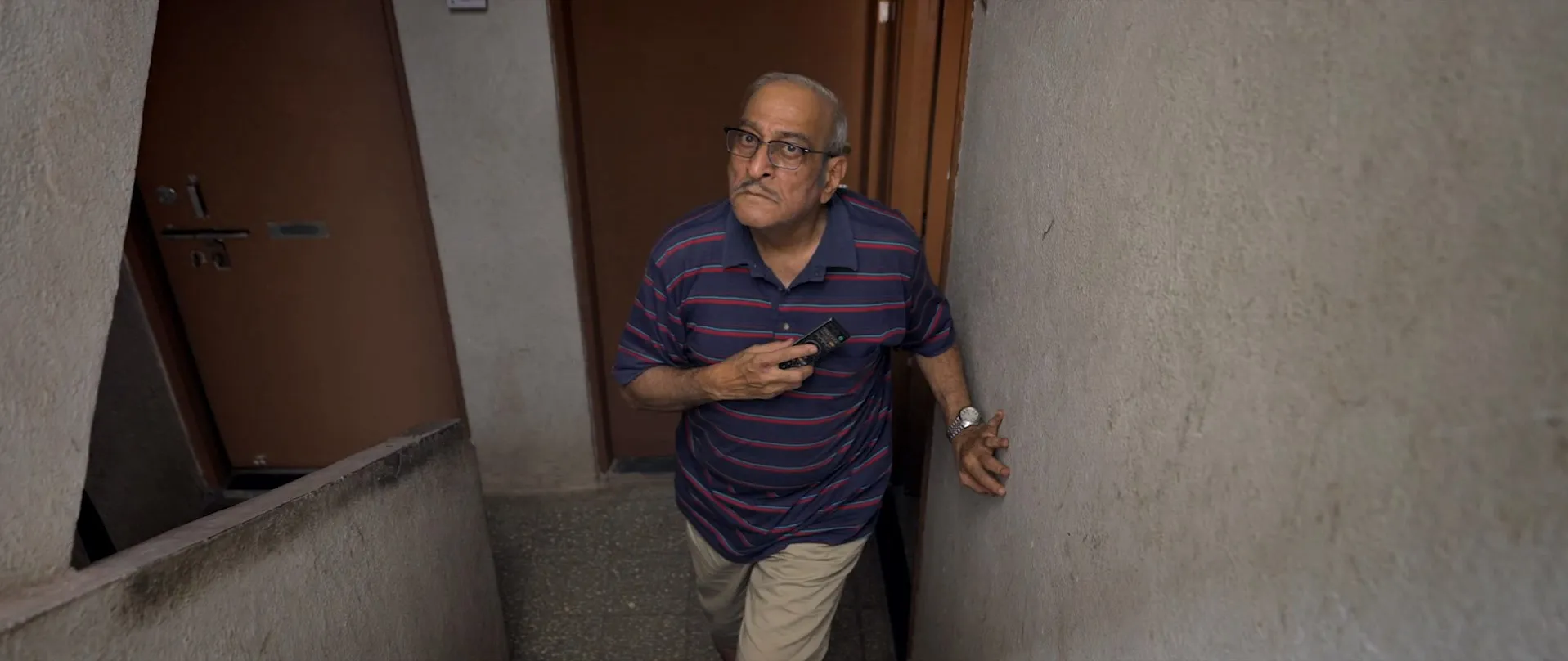 OutHouse 2024 Hindi WEB-DL 720p – 480p – 1080p