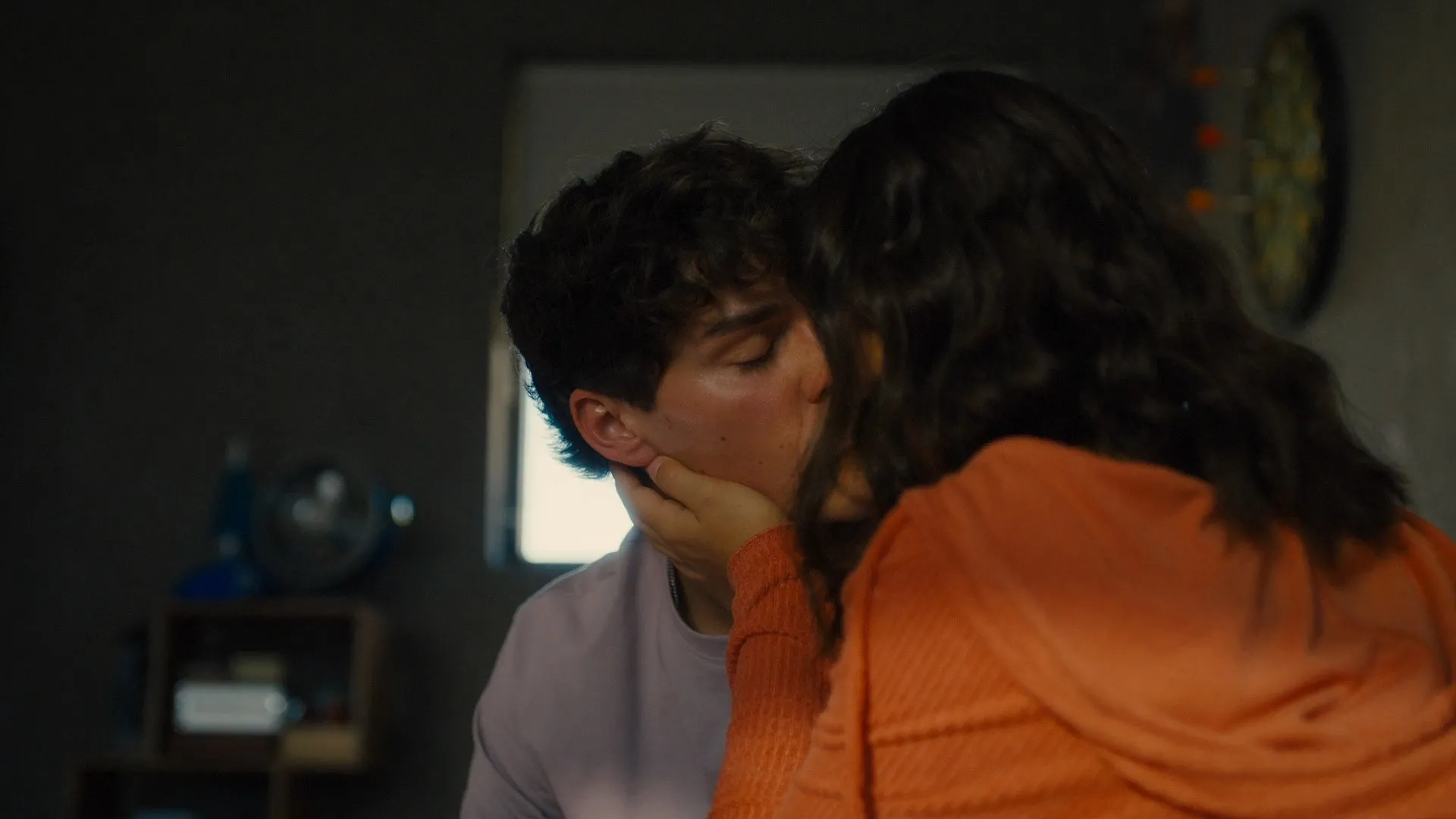 Sidelined: The QB and Me 2024 Hindi Dual Audio WEB-DL 720p – 480p – 1080p