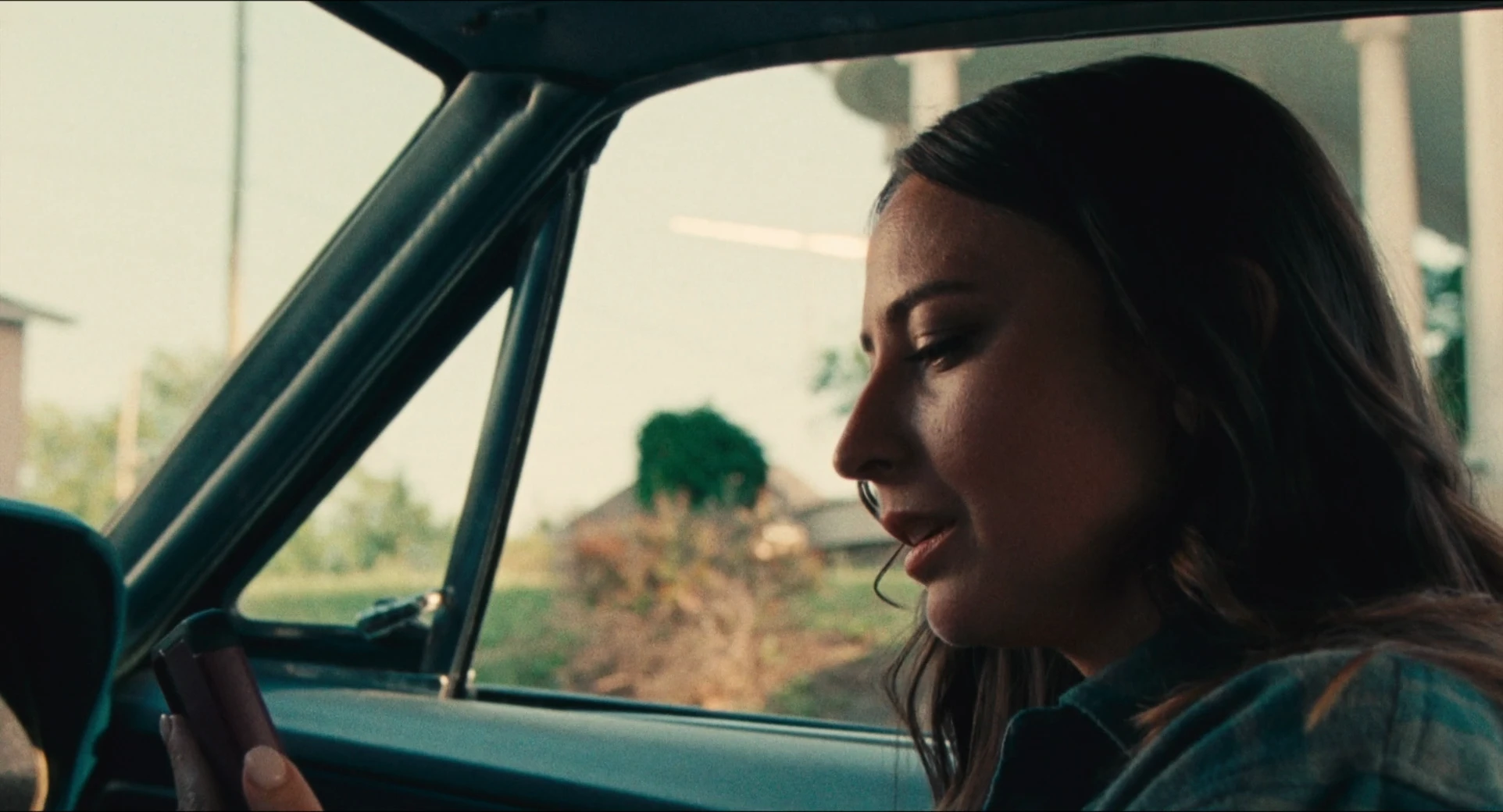 Dolly 2025 Hindi Dual Audio WEB-DL 720p – 480p – 1080p