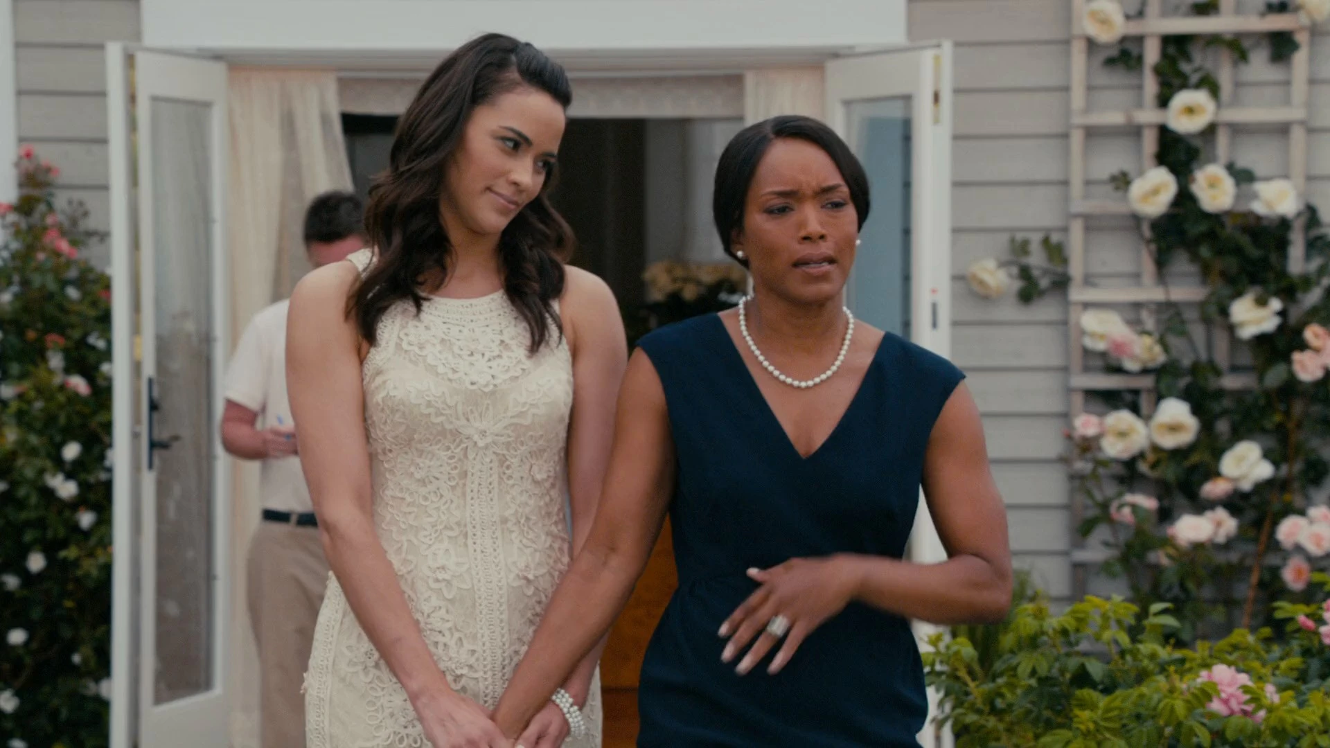 Jumping the Broom 2011 Hindi Dual Audio WEB-DL 720p – 480p – 1080p