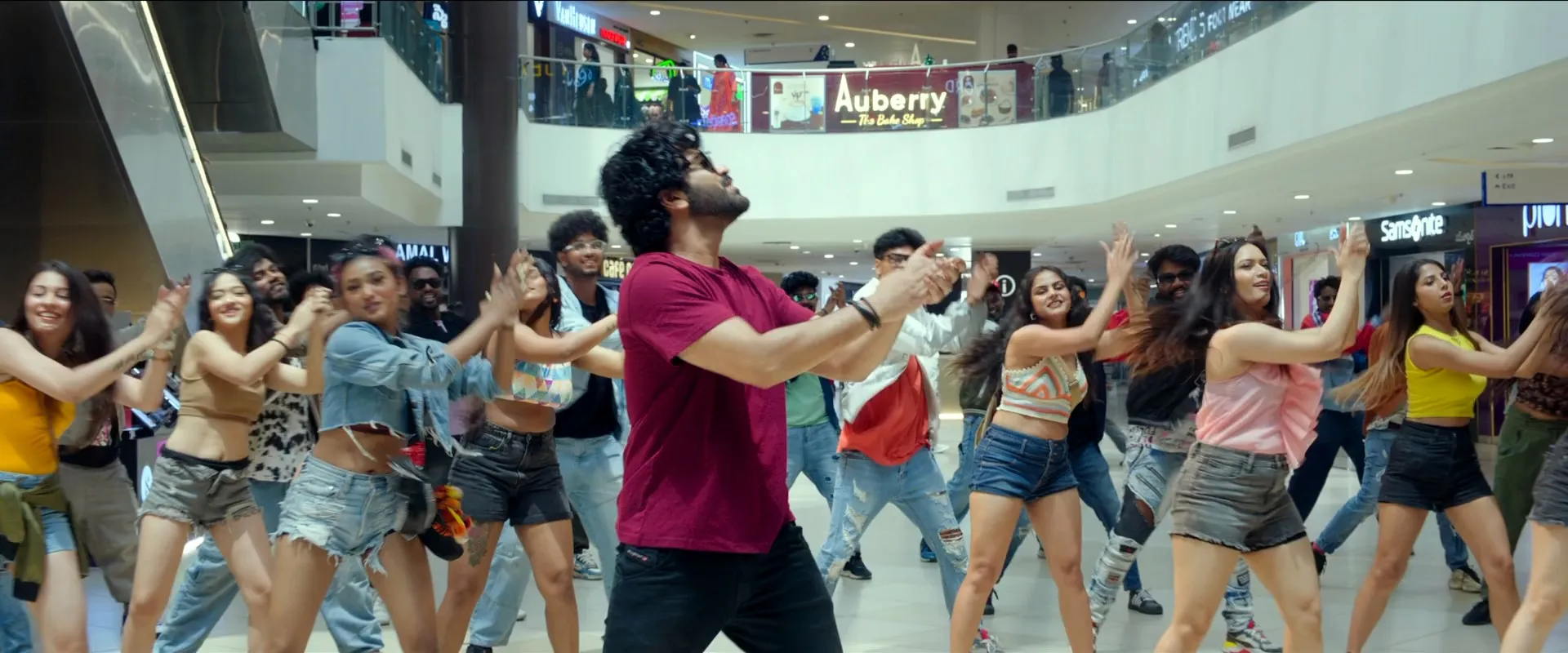 Nari Nari Naduma Murari 2026 Hindi Dual Audio WEB-DL 720p – 480p – 1080p